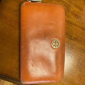 Tory Burch Wallet